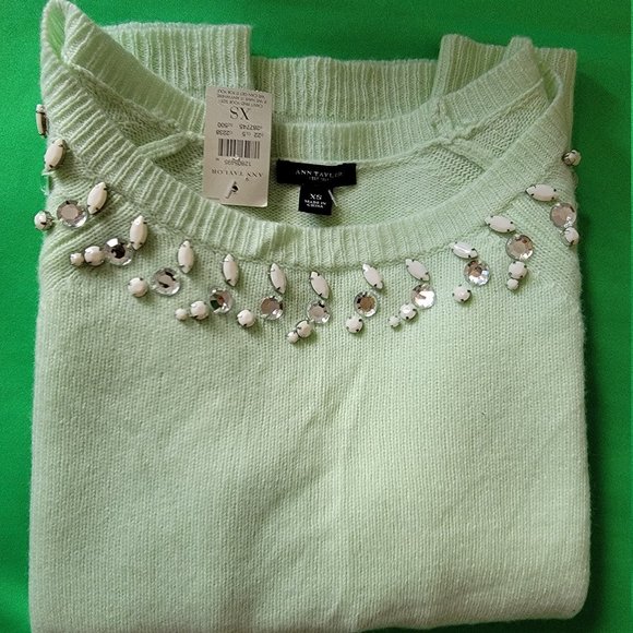 Ann Taylor Rhinestone Beaded Mint Green Sweater, Wool blend, Size XS, NWT - Picture 14 of 14